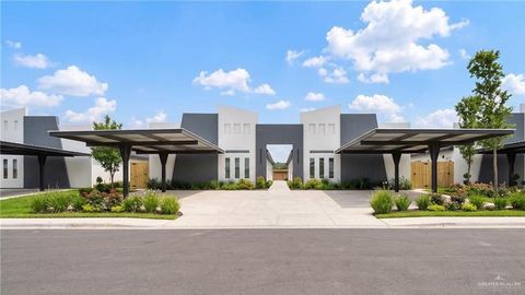 Multifamily For Sale - 1202 Woodland Avenue<br/> Pharr, TX 78577