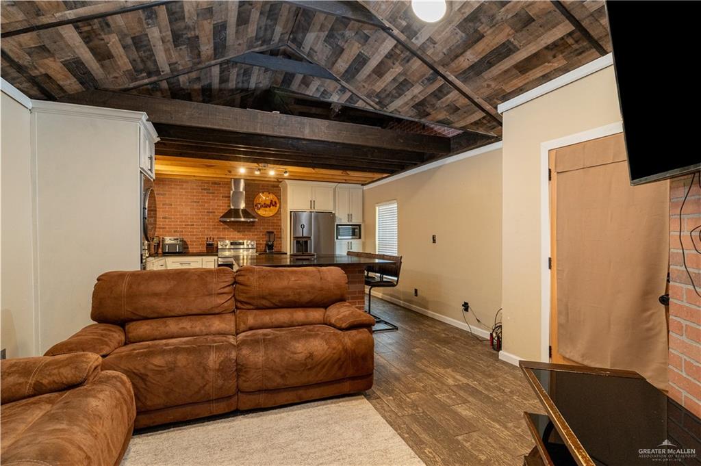 2210 Marc Drive, Mission, Texas image 5