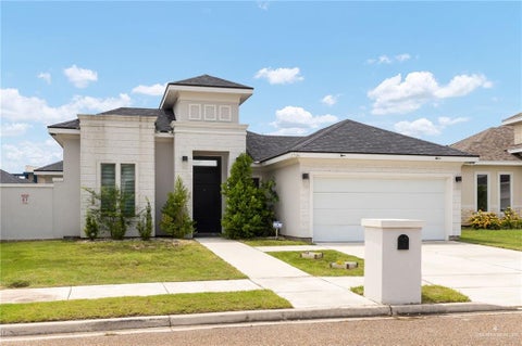Photo of 1706 Lago Michigan, Edinburg, TX 78542 (MLS # 516875)