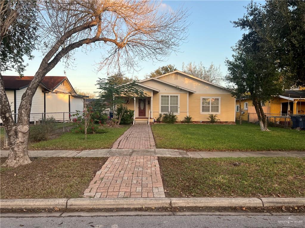 812 S Missouri Avenue, Mercedes, Texas image 1