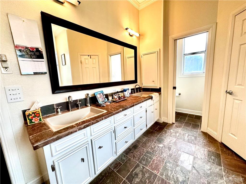 4500 N 4th Street, McAllen, Texas image 32