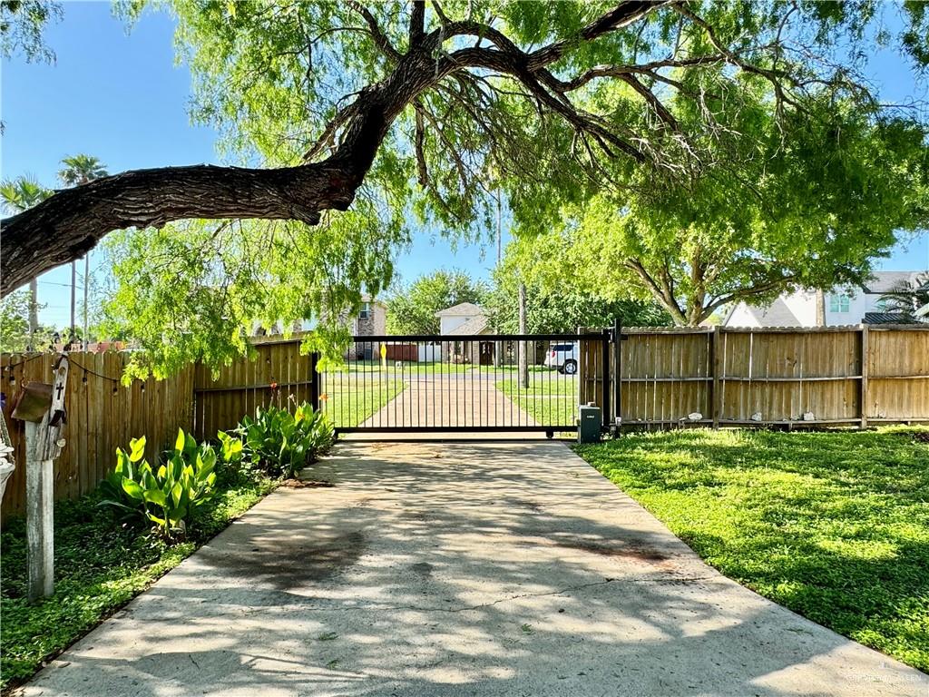 4208 Country Street, Edinburg, Texas image 28