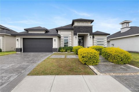 Photo of 1422 S Esperanza Street, Pharr, TX 78577 (MLS # 483228)