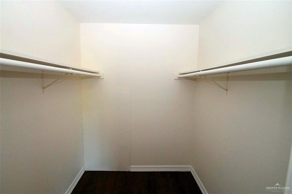 333 Forest Hills Drive #2, Weslaco, Texas image 5