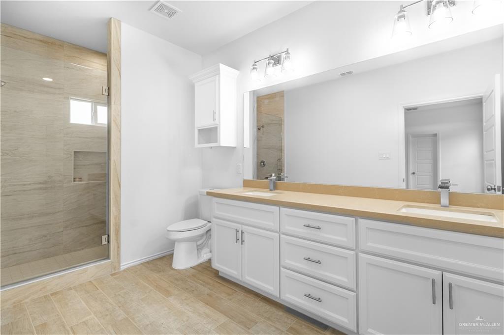 2202 San Charbel Street, San Juan, Texas image 7