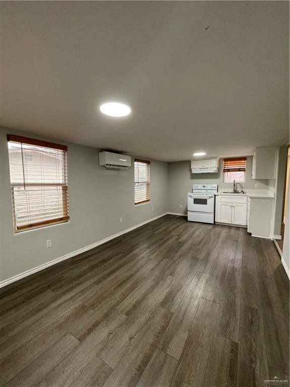 604 W Mesquite Avenue