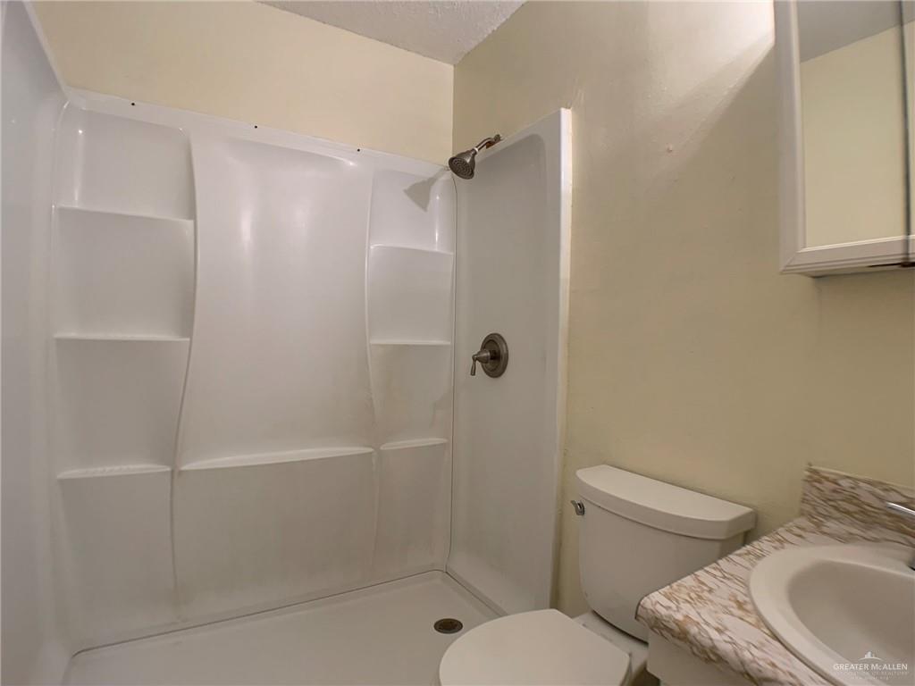 145 Draper Drive, Brownsville, Texas image 10