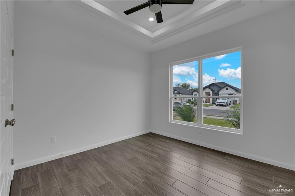 6104 N Playa Del Sol Street, Edinburg, Texas image 15