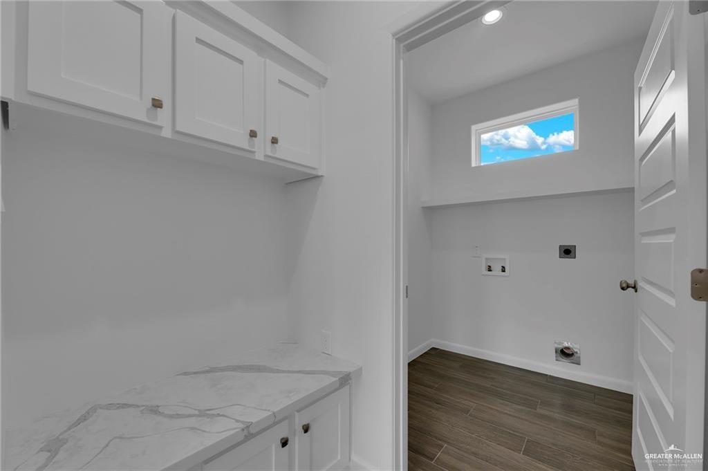 6104 N Playa Del Sol Street, Edinburg, Texas image 13