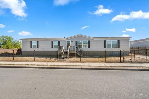 Mobile Home For Sale - 1415 Spear Drive<br/> Weslaco, TX 78596