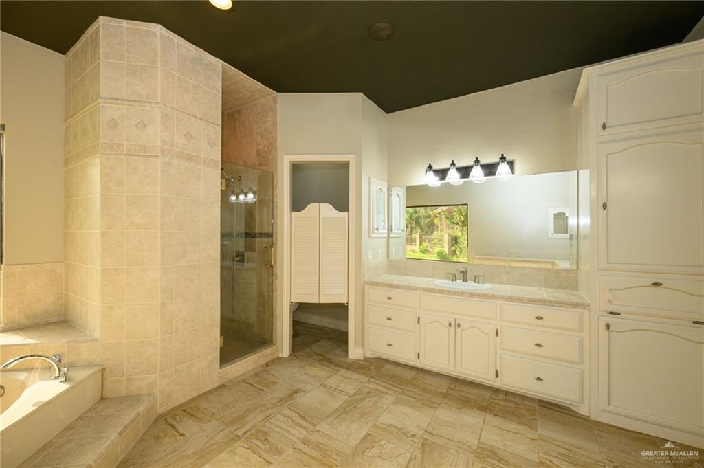 1101 Chico Circle, Harlingen, Texas image 32