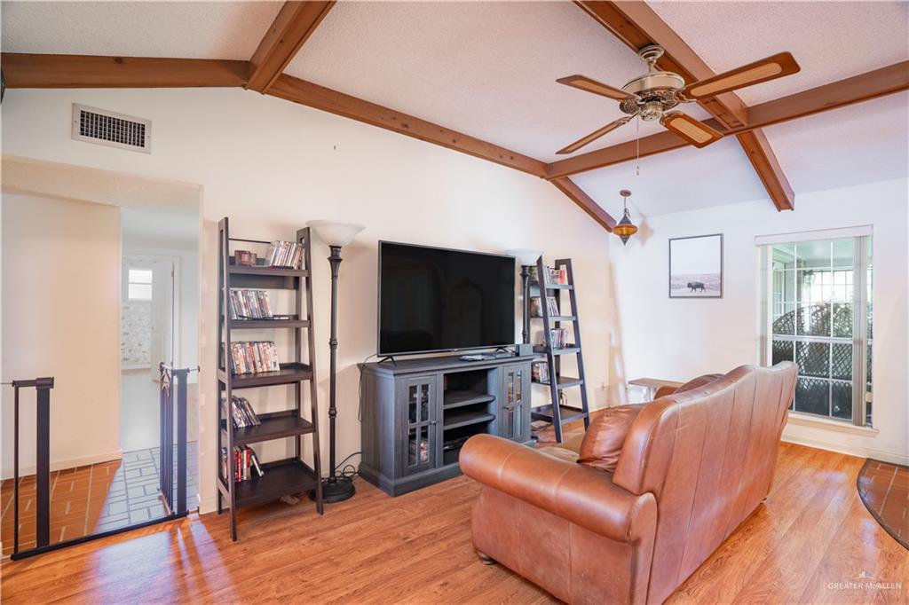 501 W Esperanza Avenue, McAllen, Texas image 4