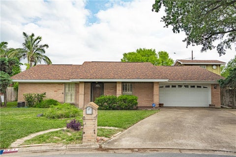 Homes For Sale - 501 W Esperanza Avenue<br/> Hidalgo County, McAllen, TX 78501