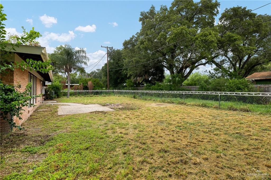 904 W 8th Street, Weslaco, Texas image 12