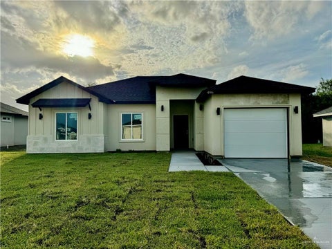 Homes For Sale - 496 Balli Circle<br/> La Feria, TX 78559