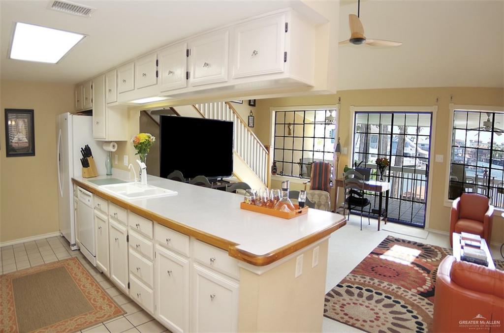 200 W Morningside Drive #B, South Padre Island, Texas image 13