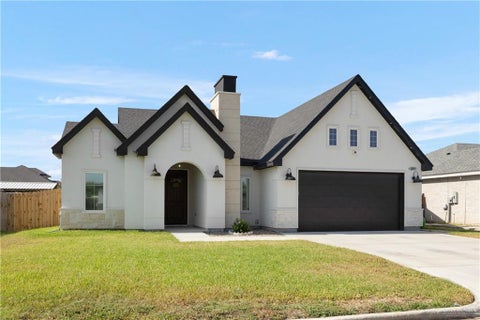 Homes For Sale - 205 Brooks Circle<br/> Cameron County, La Feria, TX 78559