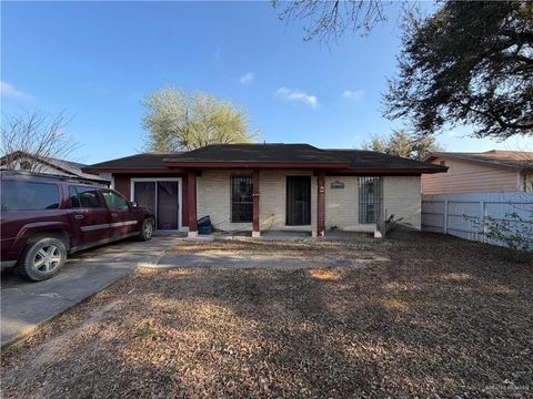 Photo of 622 E Fannin Avenue, Alamo, TX 78516 (MLS # 502116)
