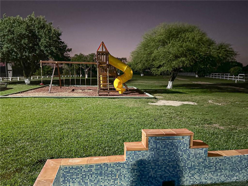 Arroyo City Boulevard, Rio Hondo, Texas image 21