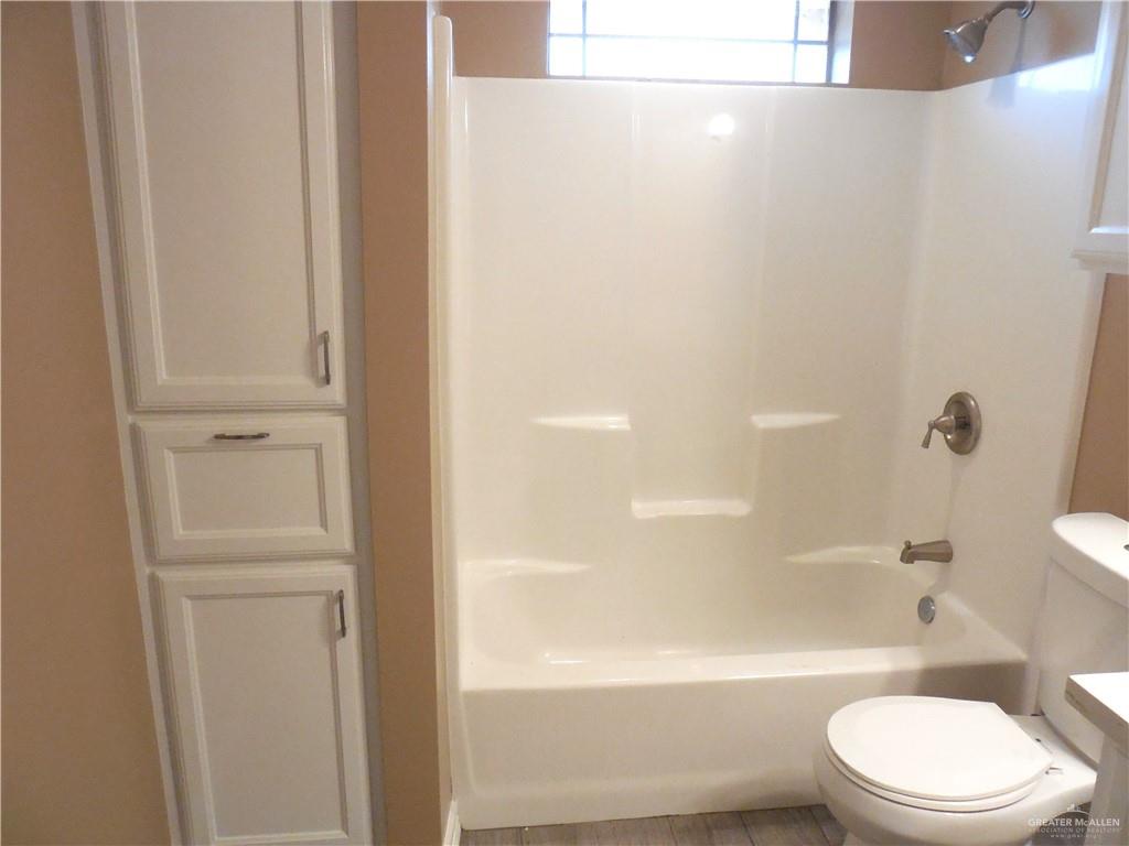 Edinburg, Texas 78542, United States, 3 Bedrooms Bedrooms, ,2 BathroomsBathrooms,Residential,Active,108441