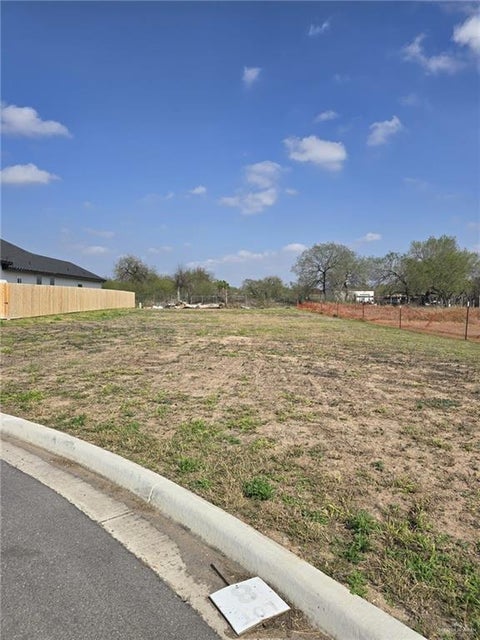 Vacant Land For Sale - 2400 Northgate Lane<br/> McAllen, TX 78504