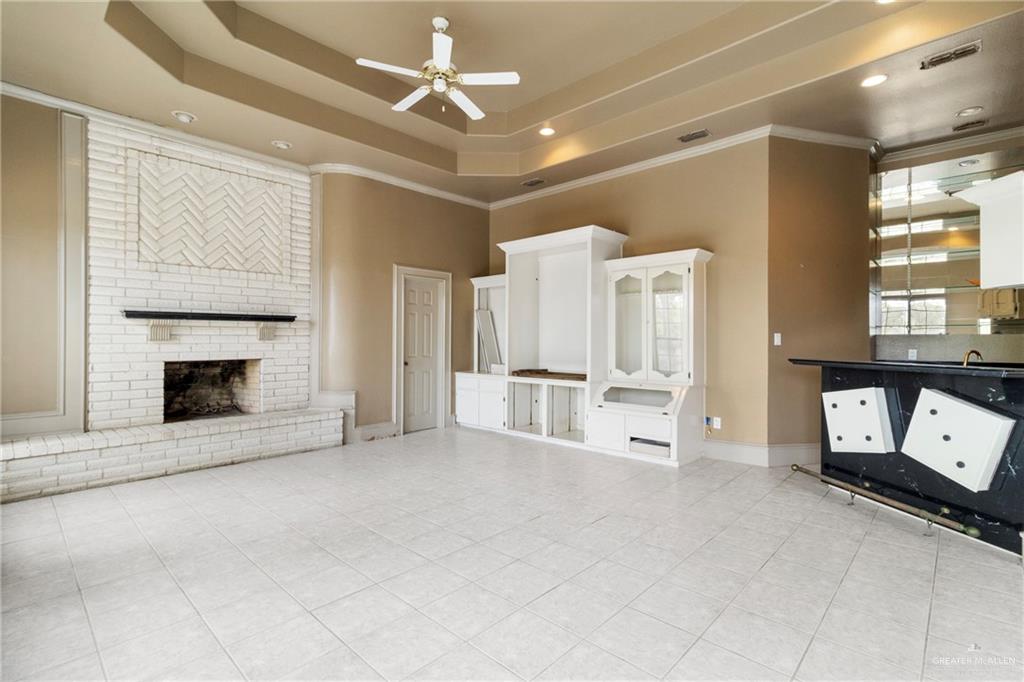 2107 S Victoria Road, Donna, Texas image 4