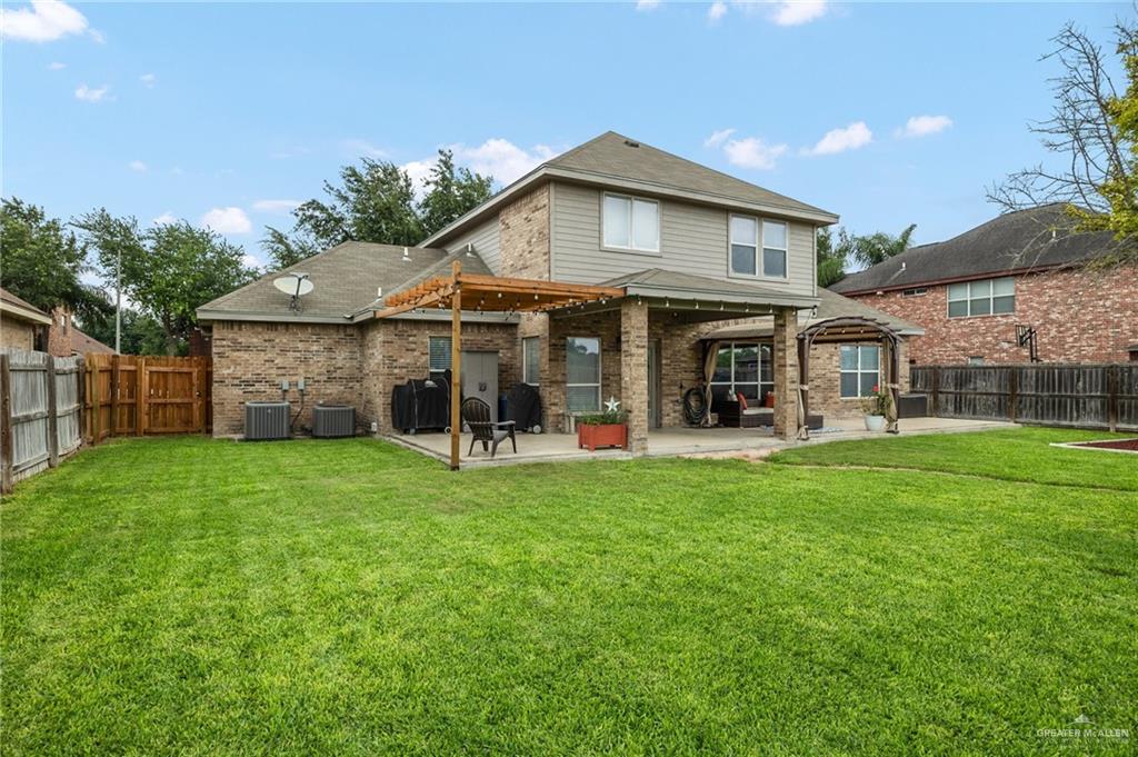 Mission, Texas 78574, United States, 4 Bedrooms Bedrooms, ,3 BathroomsBathrooms,Residential,Pending,58245