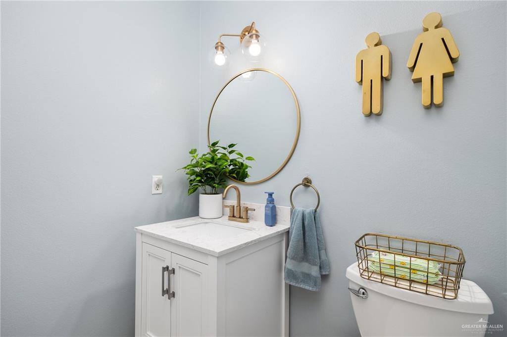 Mission, Texas 78574, United States, 4 Bedrooms Bedrooms, ,3 BathroomsBathrooms,Residential,Pending,58245