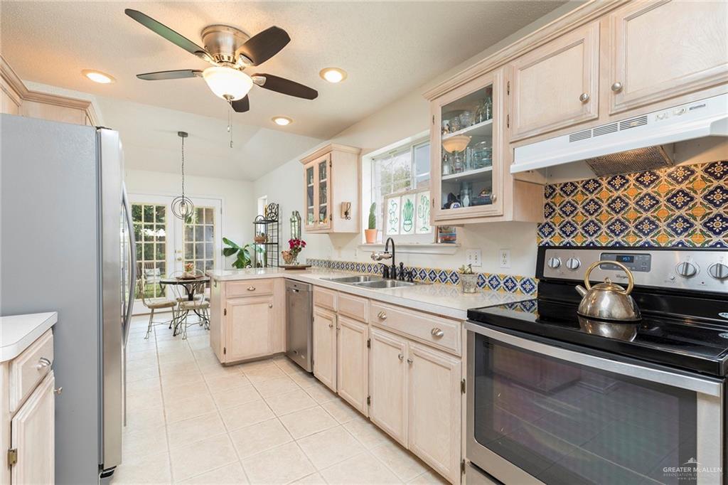 2613 Selena Street, Mission, Texas image 7