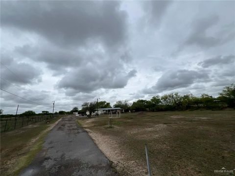 Homes For Sale - 21509 N Val Verde Road<br/> Edinburg, TX 78542