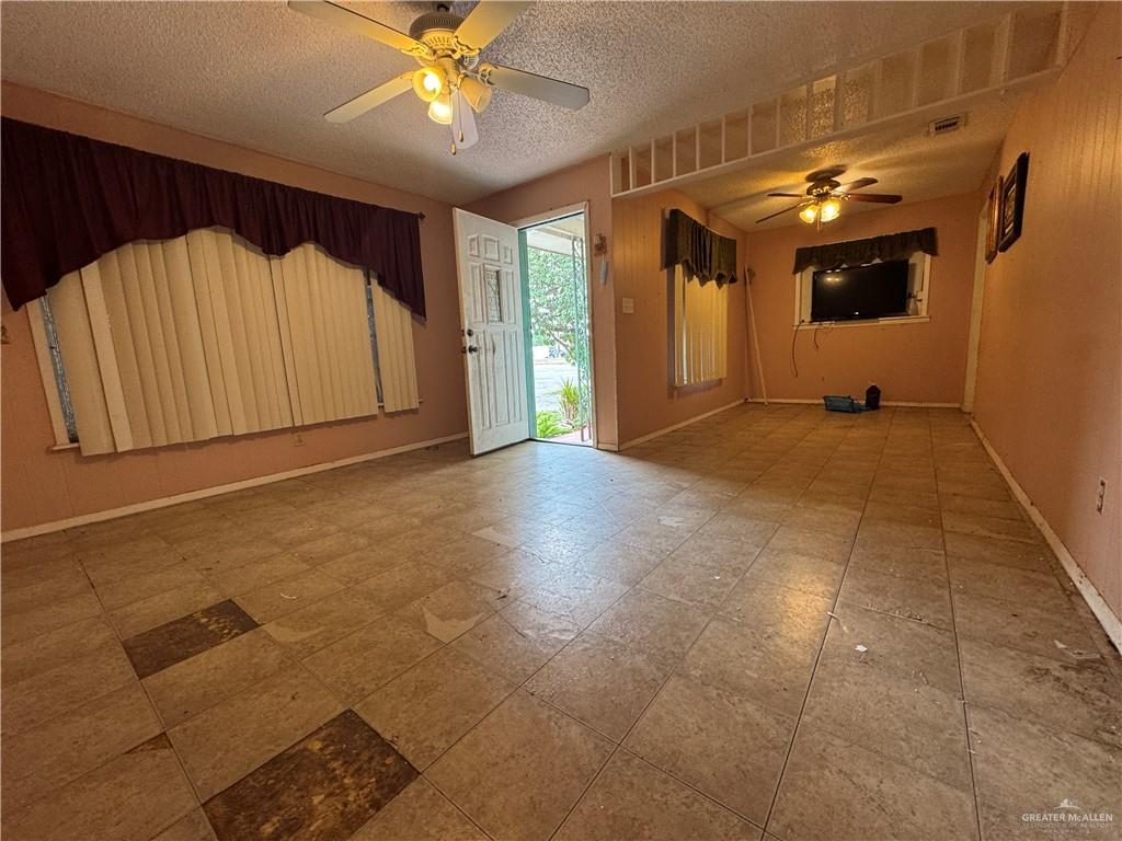 814 N Pino Street, Weslaco, Texas image 7