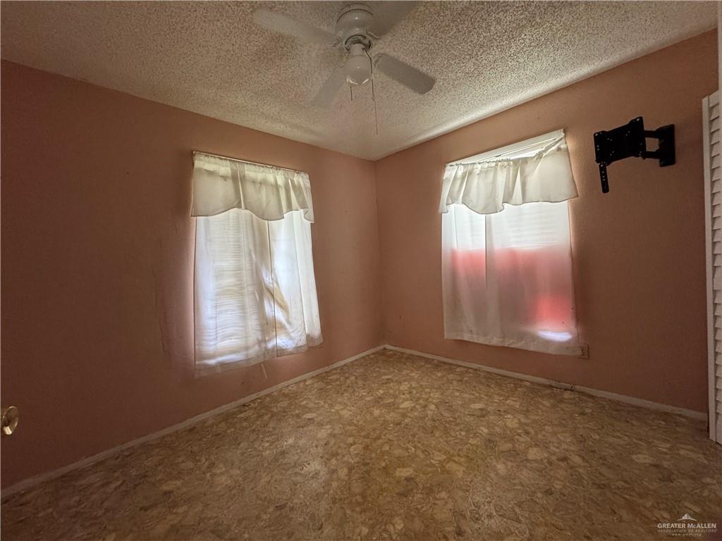 814 N Pino Street, Weslaco, Texas image 9