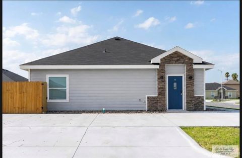Multifamily For Sale - 2229 N Valley Circle Circle<br/> La Feria, TX 78559