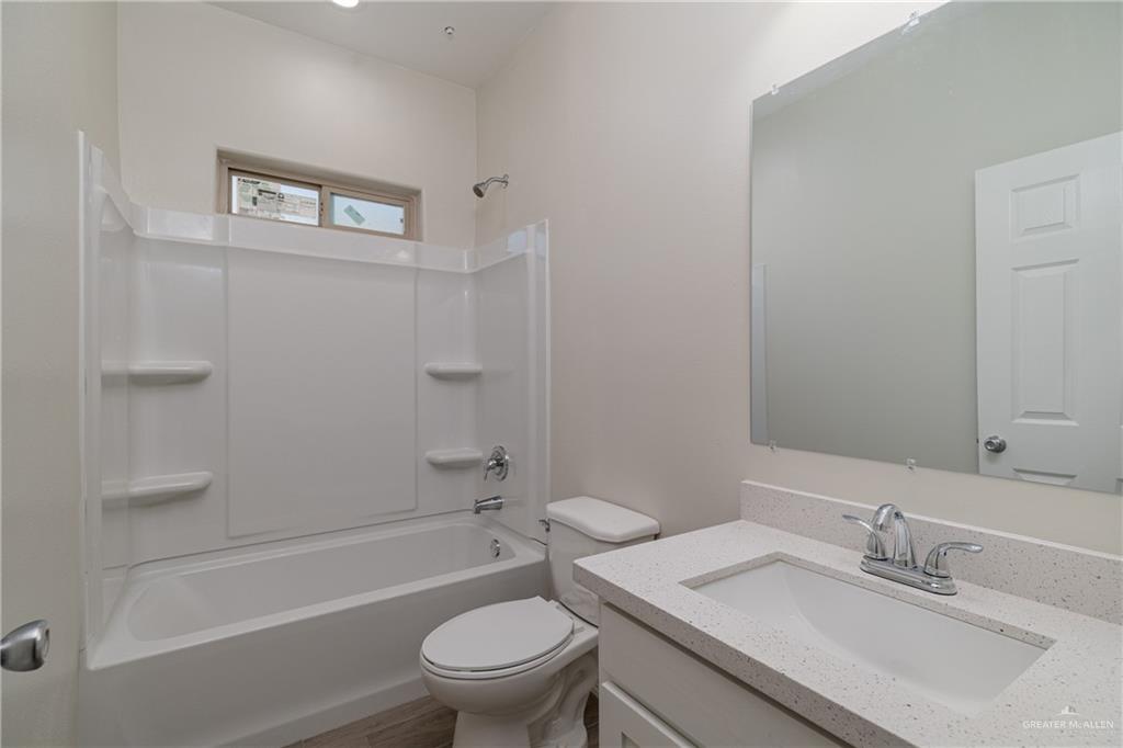1300 E Acacia Drive, San Juan, Texas image 6