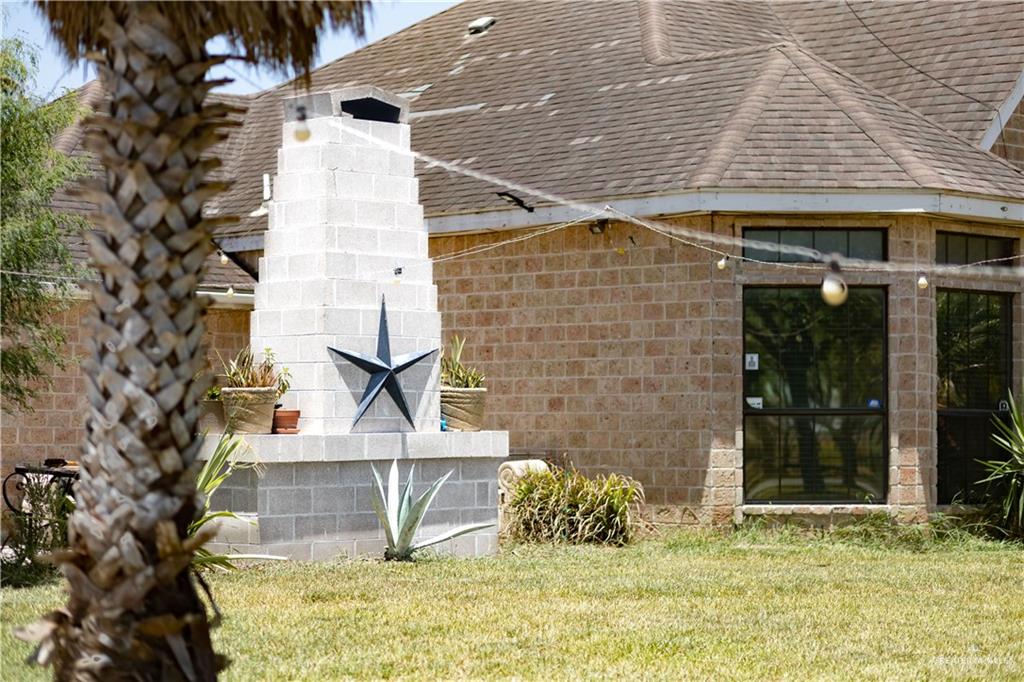 4925 Pfc Pedro Martinez Road, Mercedes, Texas image 12