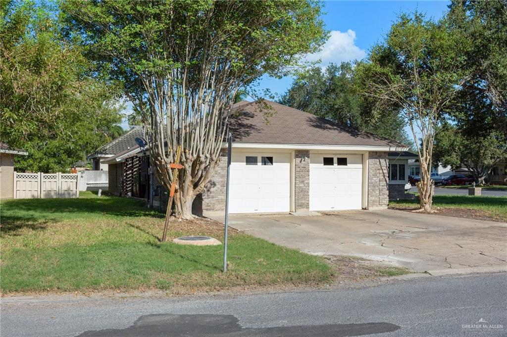 401 Plantation Drive, Pharr, Texas image 12