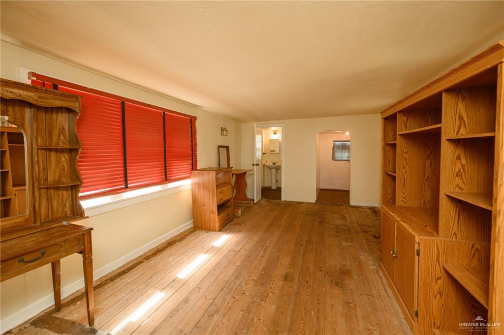 912 W Pierce Avenue, Harlingen, Texas image 11