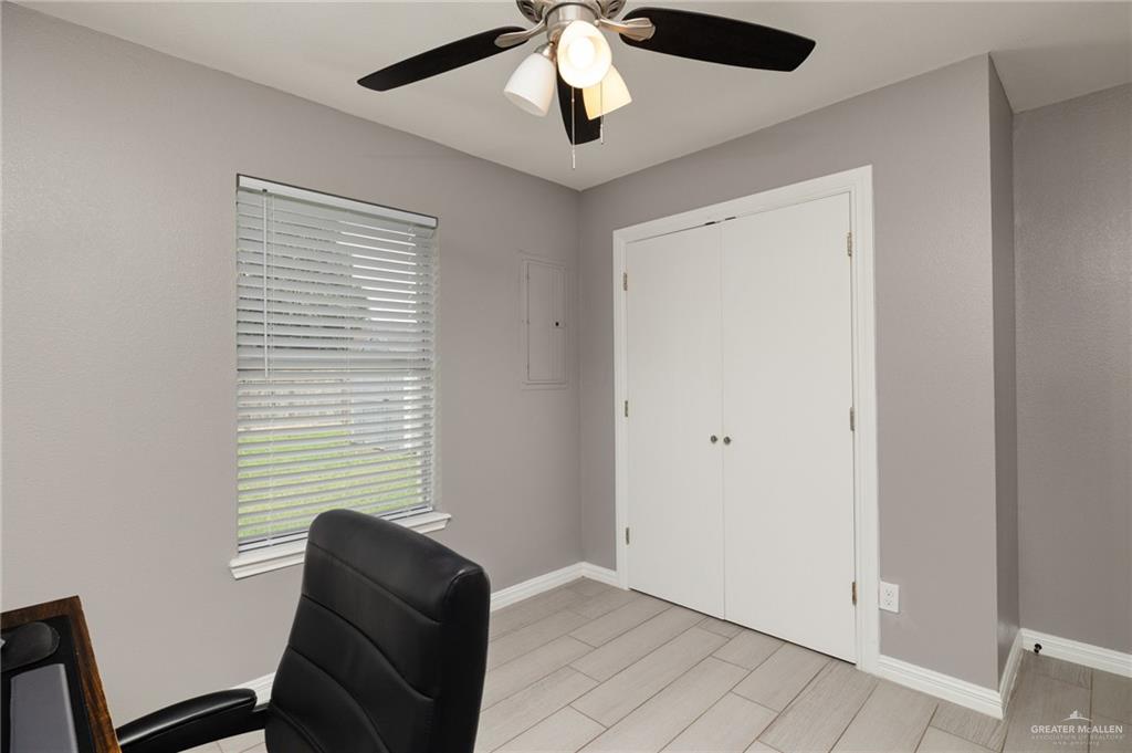 9211 N 29th Lane, McAllen, Texas image 7