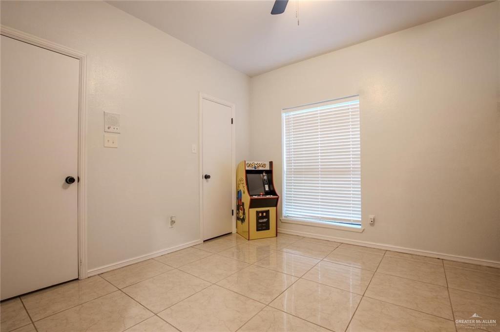 3309 S Mccoll Road, Edinburg, Texas image 14