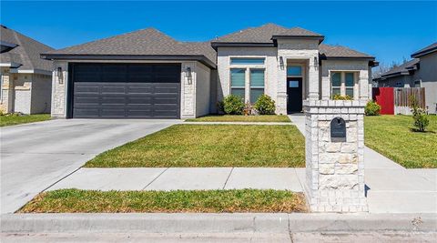 Photo of 520 Country Club Drive, Alamo, TX 78516 (MLS # 497999)