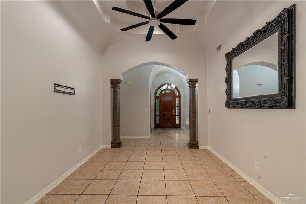 1711 Esperanza Avenue, Hidalgo, Texas image 2