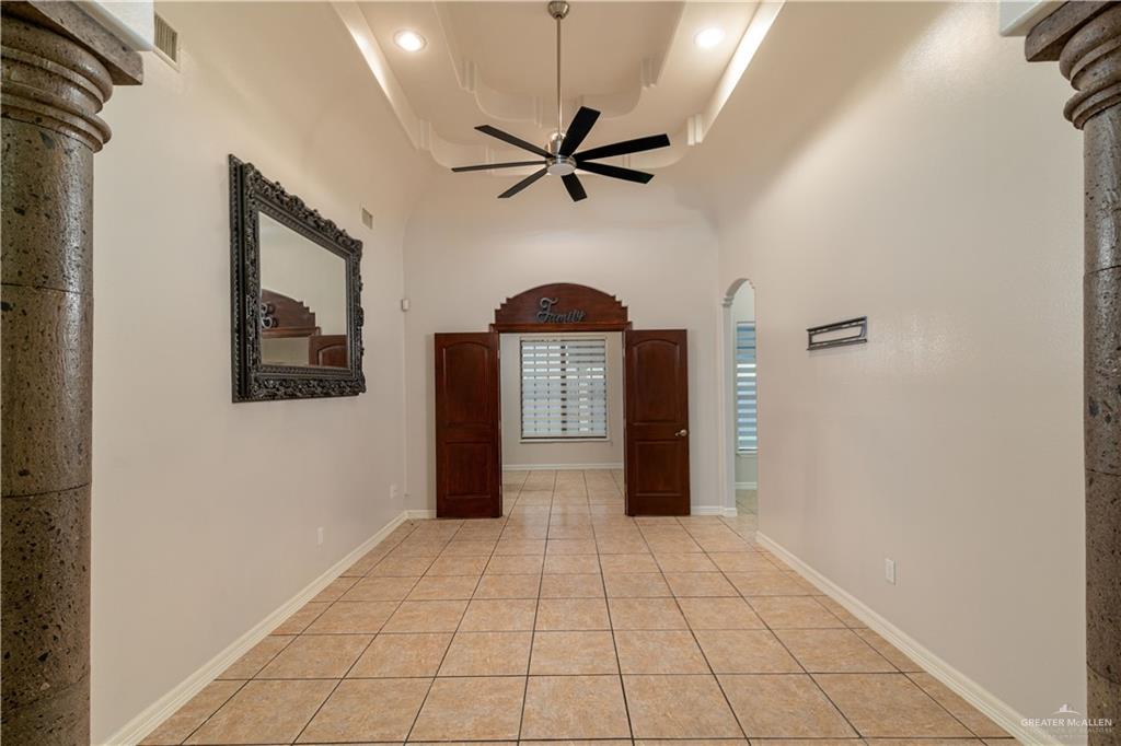 1711 Esperanza Avenue, Hidalgo, Texas image 3