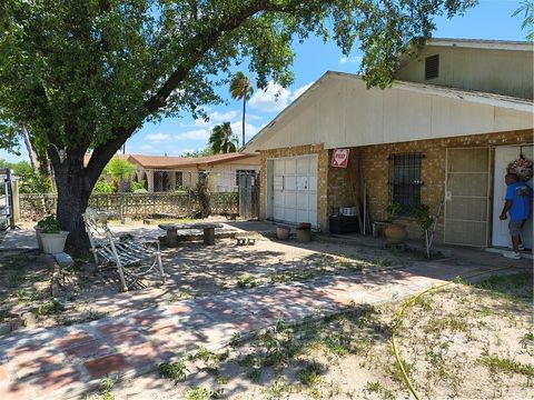 Homes For Sale - 165 N Kennedy Street<br/> Starr County, Rio Grande City, TX 78582
