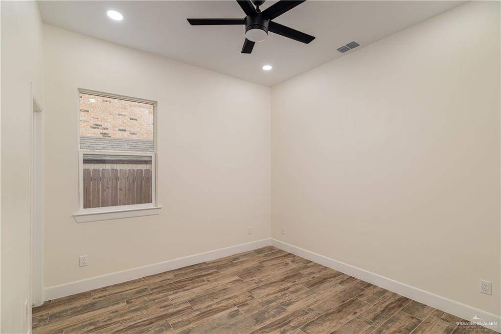 2211 Tomatillo Drive, Weslaco, Texas image 9