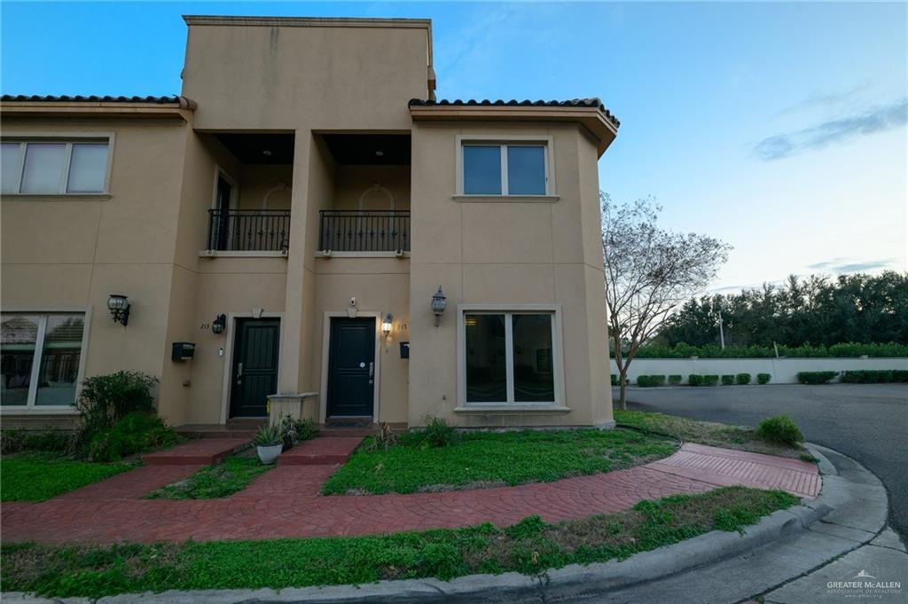 217 Robin Avenue, McAllen, Texas image 30