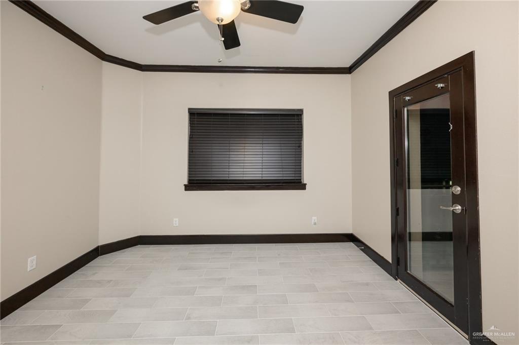 217 Robin Avenue, McAllen, Texas image 14