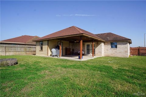 A home in Los Fresnos