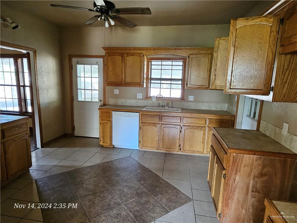 517 East Street, La Feria, Texas image 8