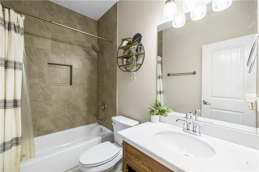 14324 Chalk Ridge Drive, McAllen, Texas image 10