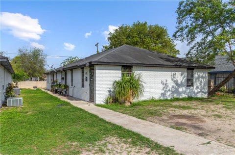 Multifamily For Sale - 603 N Saint Marie Street<br/> Mission, TX 78572